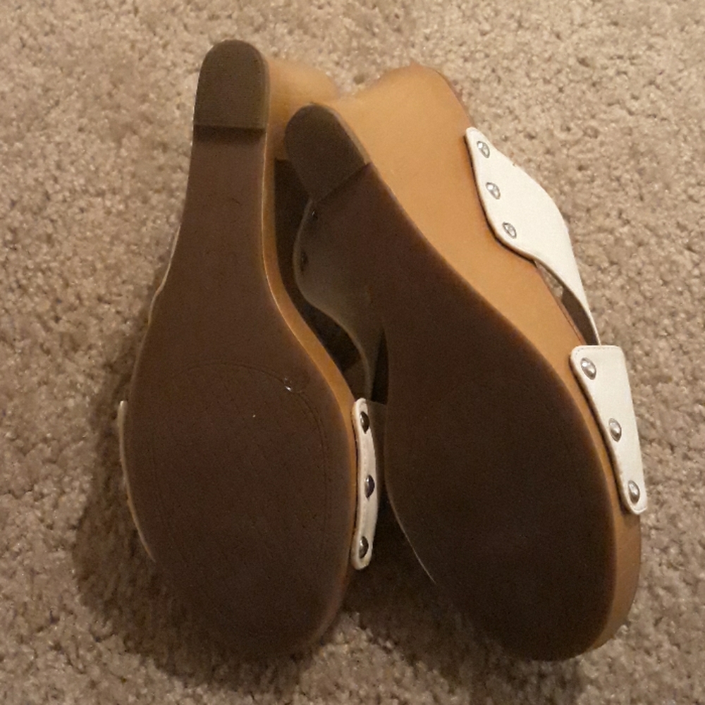 Jessica Simpson - Picture 3 of 6